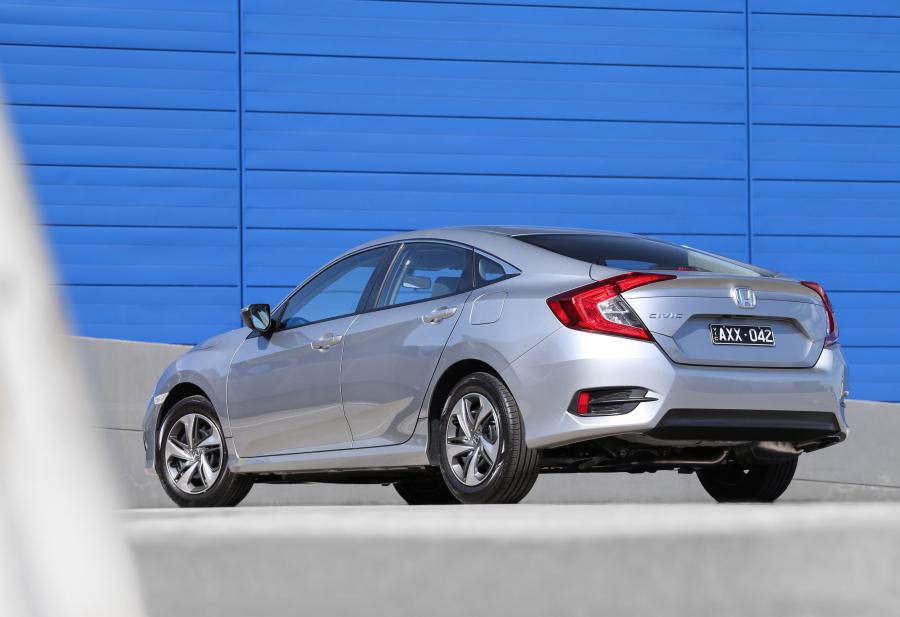  Honda Civic VTi Sedan (FC) 2019 года  (AU) (фото 8 из 35)